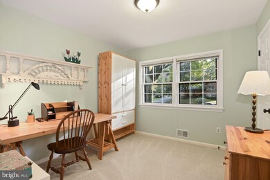 12336 Myterra Way, Herndon, VA 20171 - photo 7