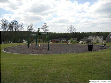Pocket Park in the middle of James Hill Circle