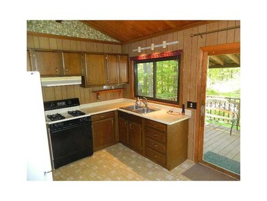 37 Ledge Hill Rd, Raymond, ME 04071 - photo 5