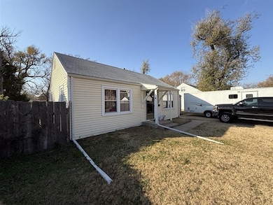 1933 S Vine St, Wichita, KS 67213 - photo 2