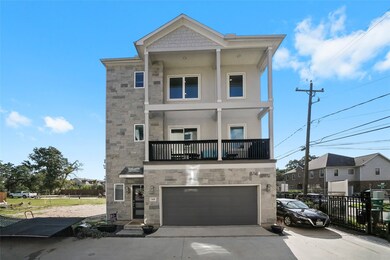 1430 W 34th 1/2 St, Houston, TX 77018 - photo 2