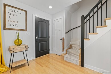 228 W Gartner Rd, Naperville, IL 60540 - photo 6