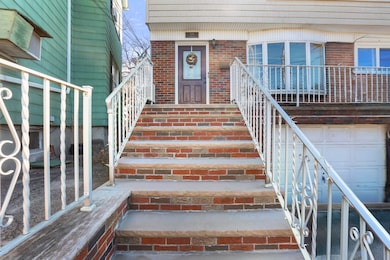 576 Avenue E, Bayonne, NJ 07002 - photo 3