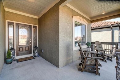 1233 SW 40th St, Lees Summit, MO 64082 - photo 3