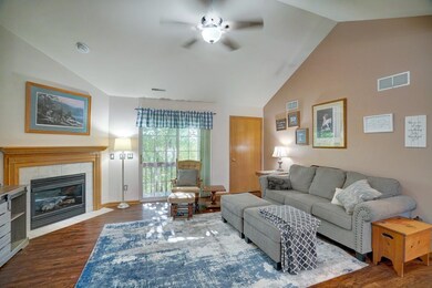 494 Cledell St unit 3, Oregon, WI 53575 - photo 7