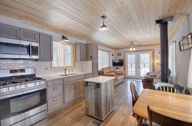 17158 Island Lp 7