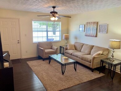 Living room 1