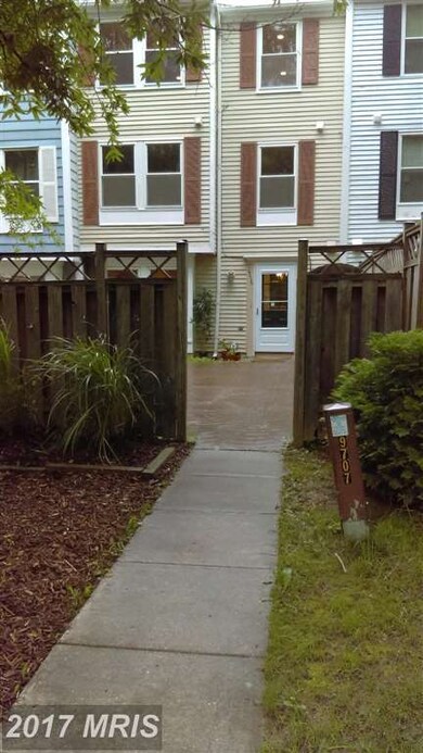 14116 Aldora Cir, Burtonsville, MD 20866 - photo 2