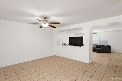 2016 Andrea Ave, Edinburg, TX 78539 - photo 3