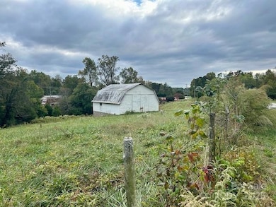 557 Falls Ave, Granite Falls, NC 28630 - photo 5