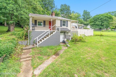 4-web-or-mls-142 Wadsworth Circle-5