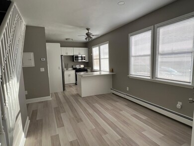 238 Appleton St unit 2, Lowell, MA 01852 - photo 3
