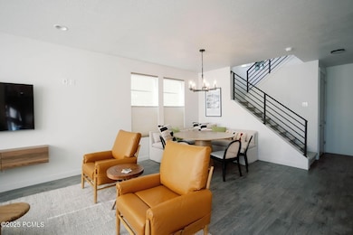 2_Great-Room_1800x1200_4204266