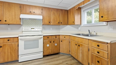 24 Warwick St, Bangor, ME 04401 - photo 6