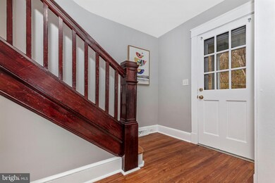 102 Greenwood St, Brunswick, MD 21716 - photo 6