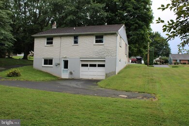 168 Hemlock Rd, Ephrata, PA 17522 - photo 4