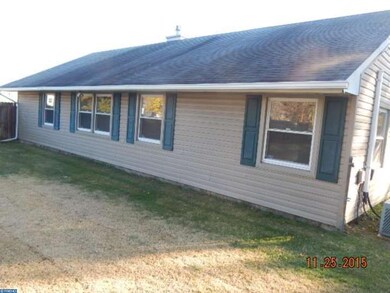 35 Marchmont Ln, Willingboro, NJ 08046 - photo 6