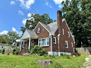 143 Wells Rd, Madison Heights, VA 24572 - photo 4