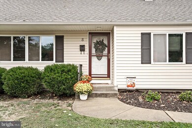 8 Eddrie Ct, Trenton, NJ 08690 - photo 2