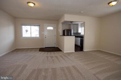 9327 Woodlea Ct unit 207, Manassas, VA 20110 - photo 2
