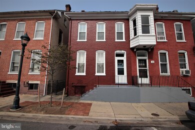 138 E Washington St, Hagerstown, MD 21740 - photo 2