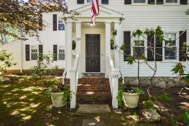 004-Front_Entrance-4402292-medium