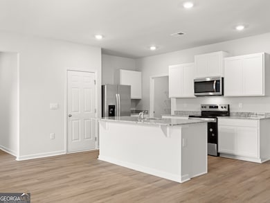 9_GA_Dallas_OakleighGlen_RobieE_Kitchen