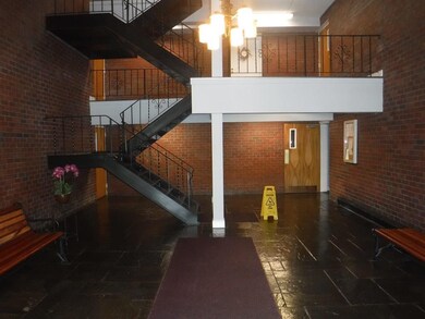 575 Broad St unit 213, East Weymouth, MA 02189 - photo 5