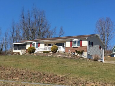 729 Golf Rd, Tamaqua, PA 18252 - photo 2