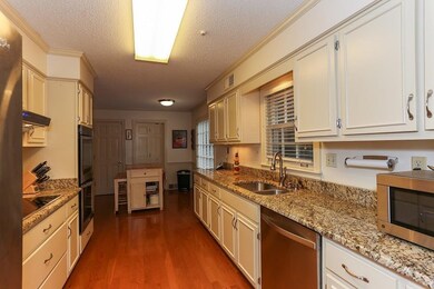The kitchen has been remodelled recently and has s