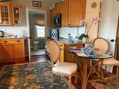 62 Dixon St unit 3, Newport, RI 02840 - photo 4