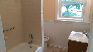 997 York Ave, Pawtucket, RI 02861 - photo 6