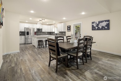 Space for a huge dining table