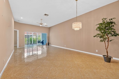 2739 Quaking Leaf Ln, Boynton Beach, FL 33436 - photo 6