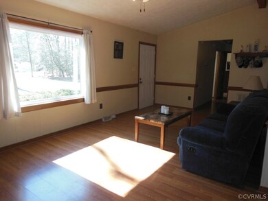 831 Oak Springs Dr, Aylett, VA 23009 - photo 5