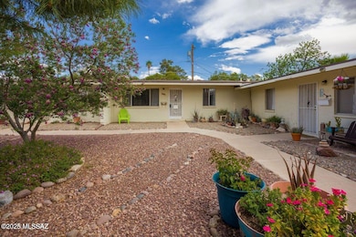 390 N Silverbell Rd unit 32, Tucson, AZ 85745 - photo 2