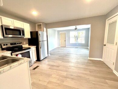 110 Sanderson Dr, Hopkinsville, KY 42240 - photo 5