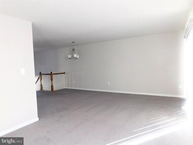 5784 Indian Cedar Ct, Frederick, MD 21703 - photo 3