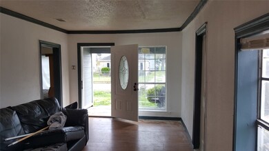 301 E 38th St, Houston, TX 77018 - photo 5