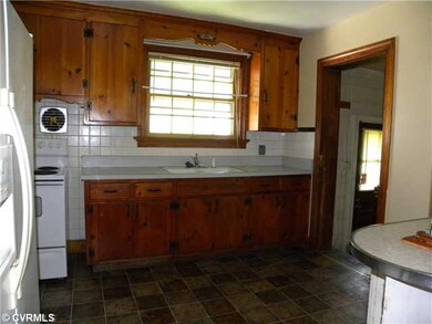 Kitchen - Kitchen View 2