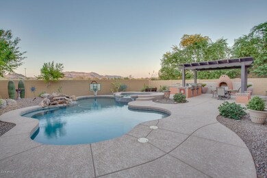 Resort, Low Maintenance Backyard