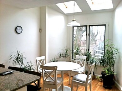 25 Winthrop Rd unit 27, Brookline, MA 02445 - photo 4