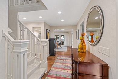 4880 Shackleford Court-4.jpg-FULL