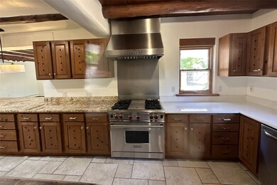 Chef's Kitchen - Wolf Range