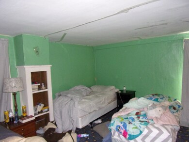 2nd floor bedroom (1)