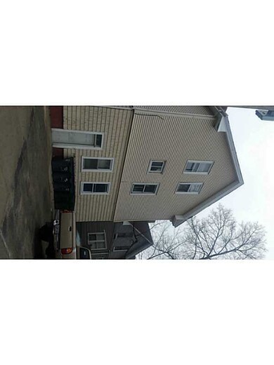 89 Laurel Hill Ave, Providence, RI 02909 - photo 2