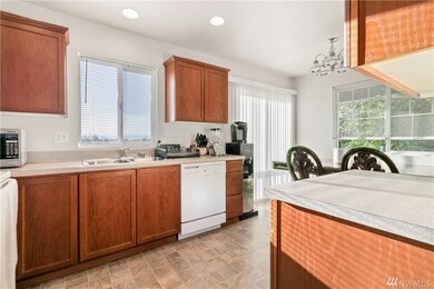 3121 8th St unit B, Everett, WA 98201 - photo 7