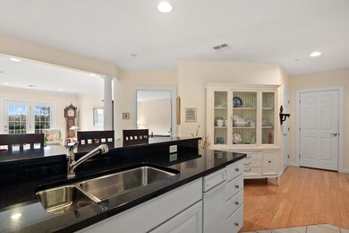 6 Woodman Way unit 306, Newburyport, MA 01950 - photo 4