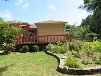 93 Linden Ave, Swampscott, MA 01907 - photo 6