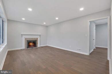 705 Woodsdale Rd, Catonsville, MD 21228 - photo 4